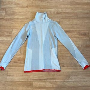 Athleta Retro Pattern Turtleneck. Size Small